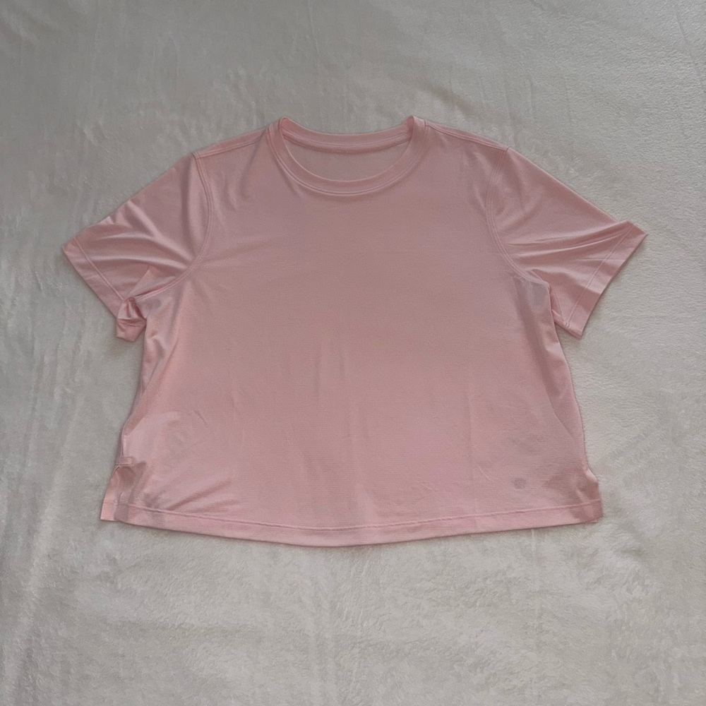 Lululemon ultralight waist length top